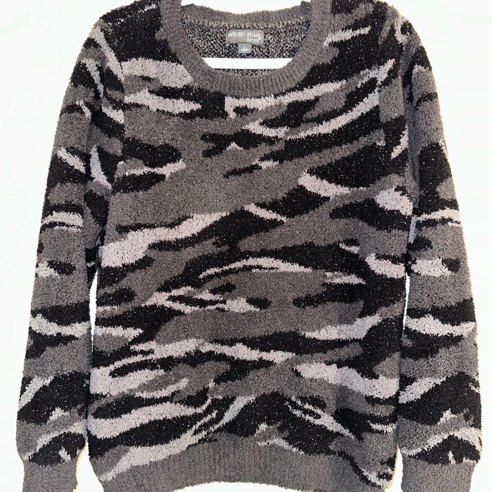 Barefoot Dreams Black and Gray Camo Sweater